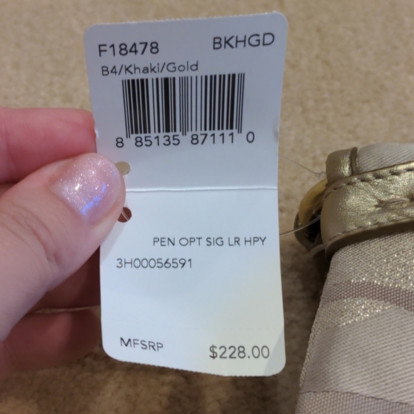 NWT Coach Signature Crossbody - Picture 10 of 10